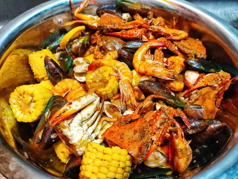 PINOY STYLE SEAFOOD BOIL RECIPE - Usapang Foodtrip