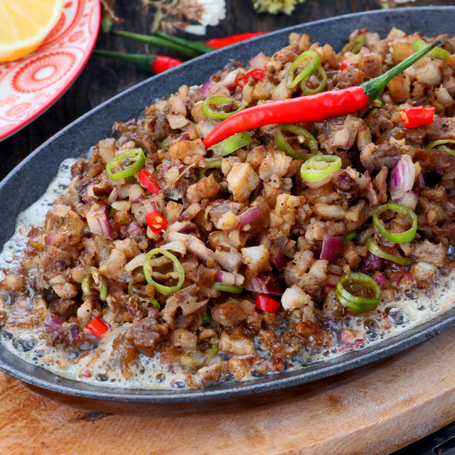 10 Filipino Dishes Influenced by other country - SISIG