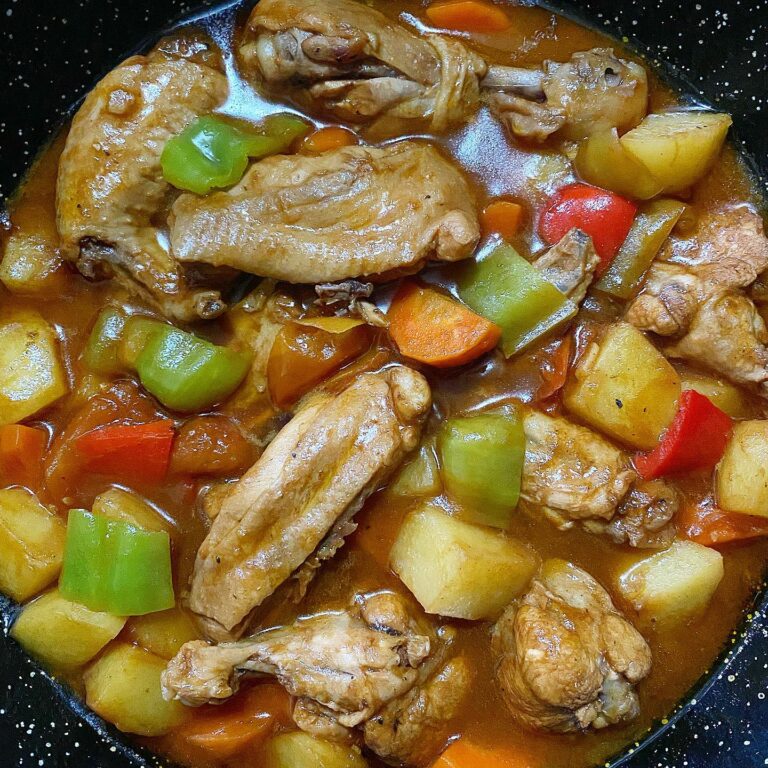 Filipino Style Chicken Afritada Recipe - Usapang Foodtrip